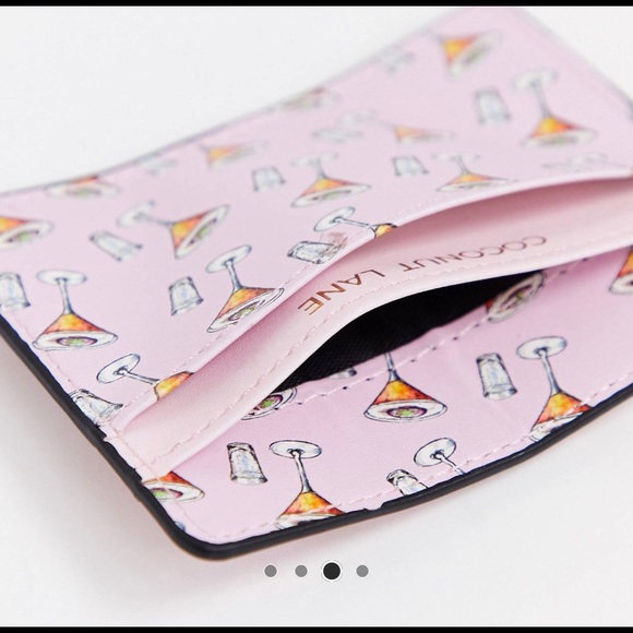 NWT Coconut Lane Martini Print  Card Holder - Picture 3 of 5